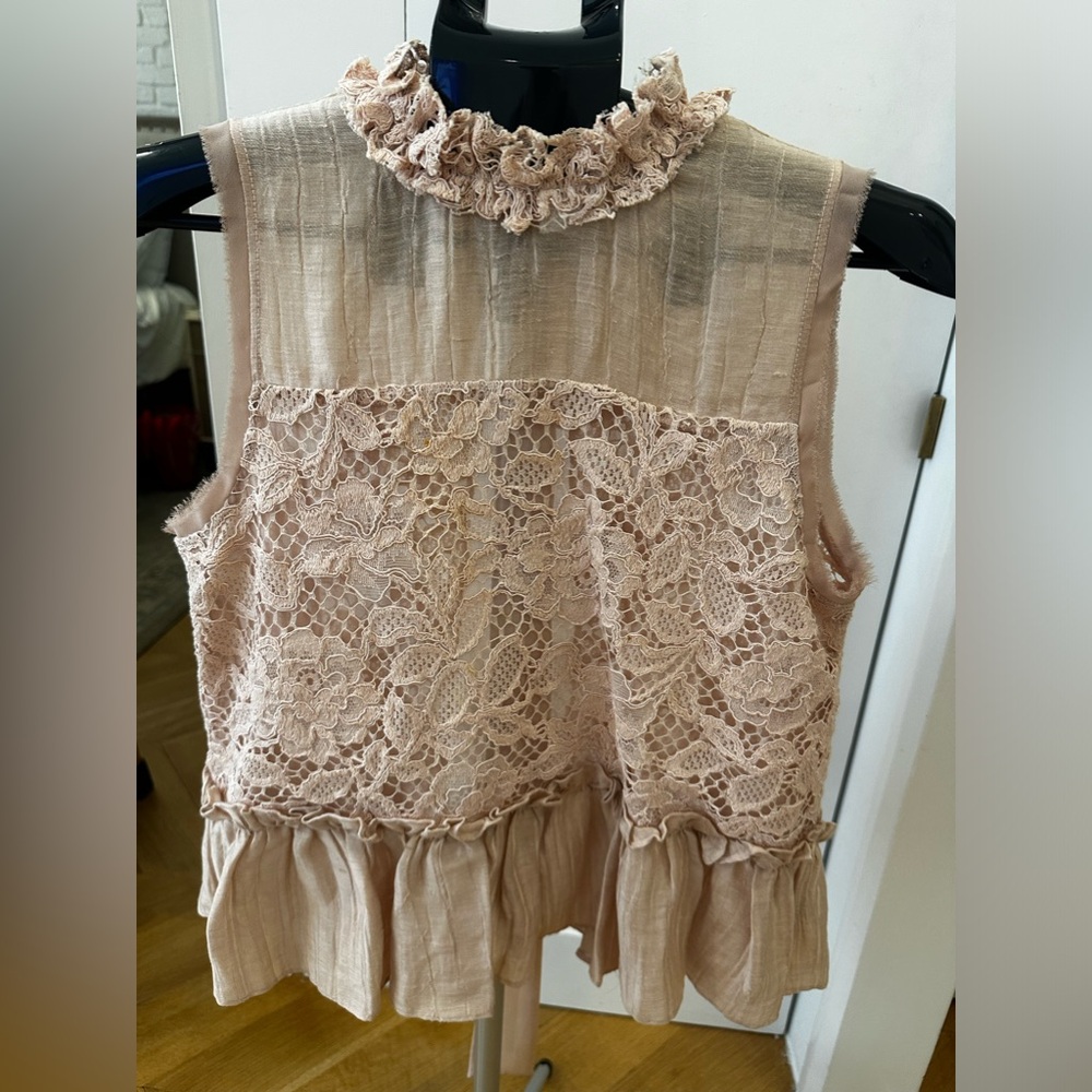 Pretty in Pink. 2-Pieces sold together. Gorgeous blush set
